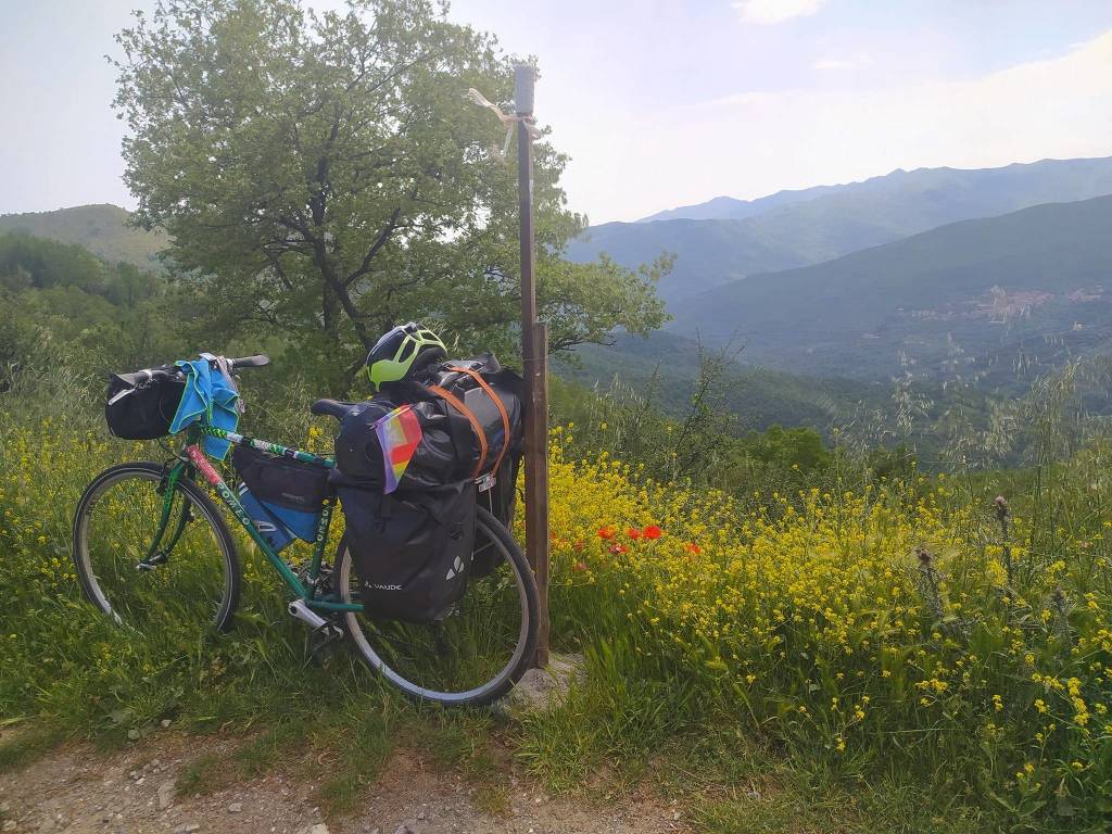 ciclista della memoria Liguria