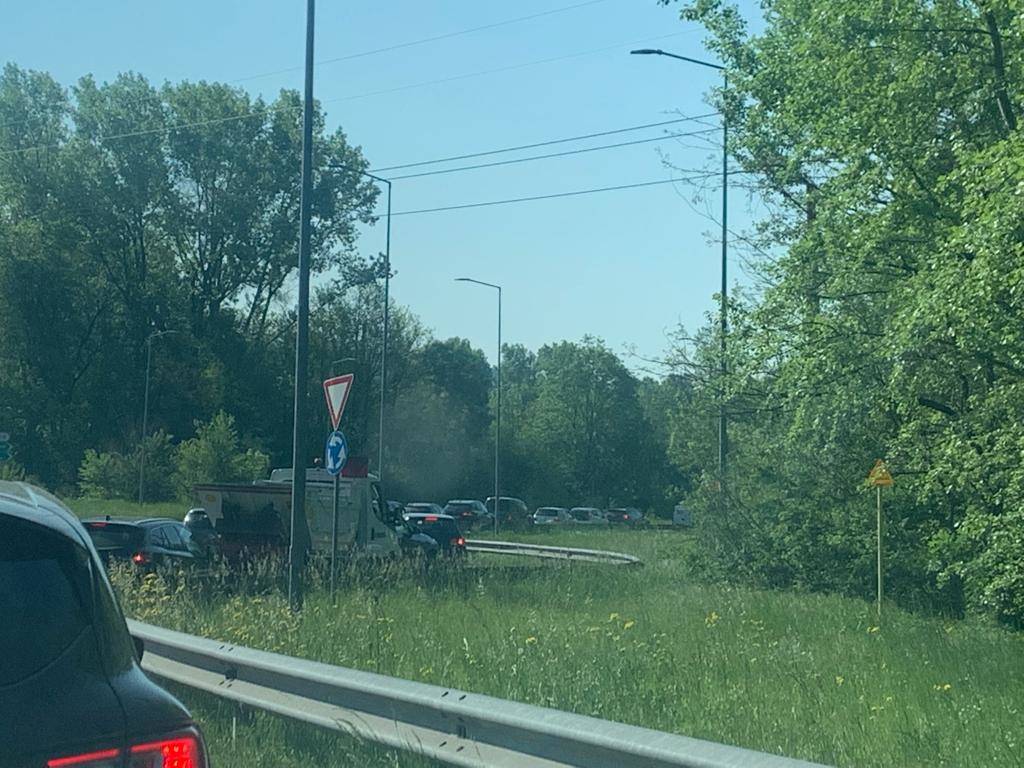 Incidente sulla SPP1, traffico in coda a Capolago