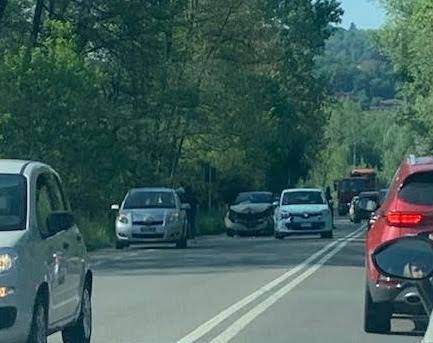 Incidente sulla SPP1, traffico in coda a Capolago