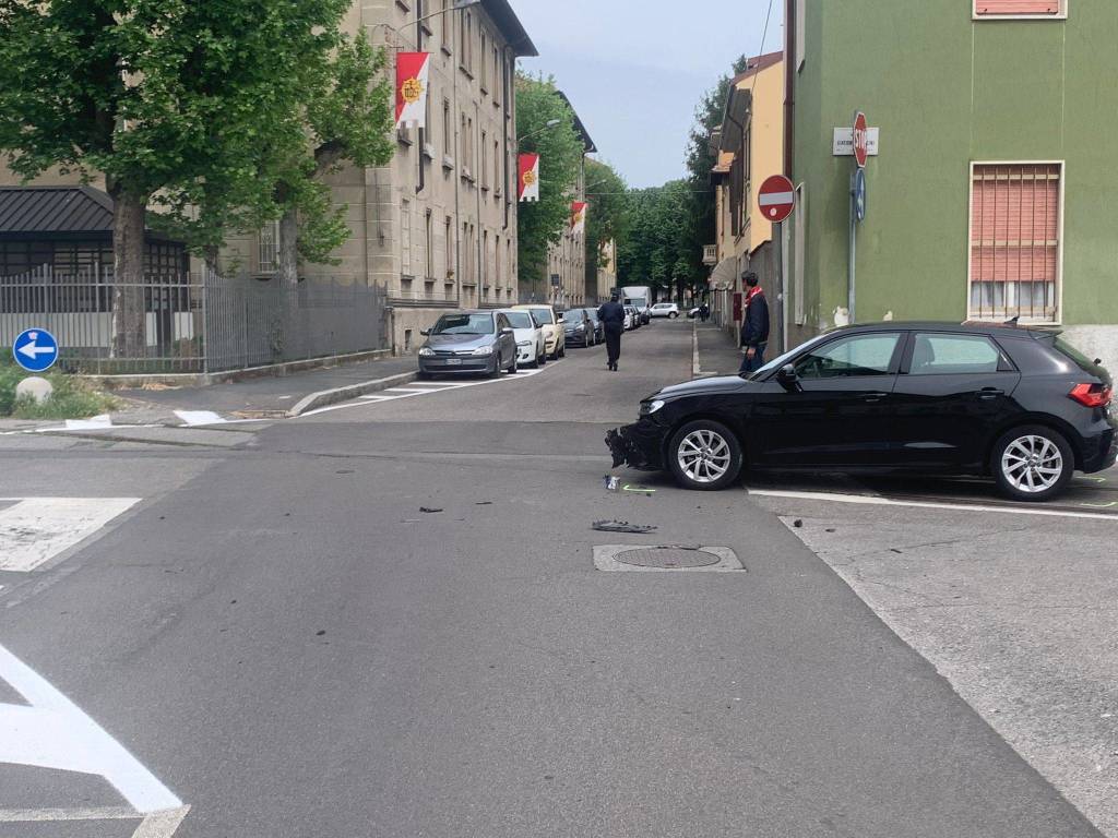 Incidente via Palermo a Legnano