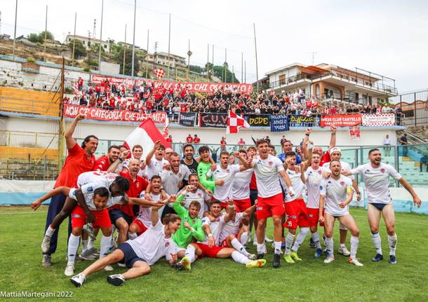 La festa del Città di Varese per la vittoria ai playoff