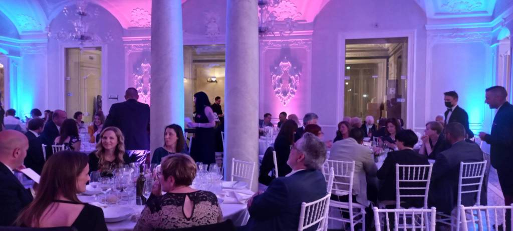 La forza è donna: serata di beneficenza a favore di E.VA Onlus