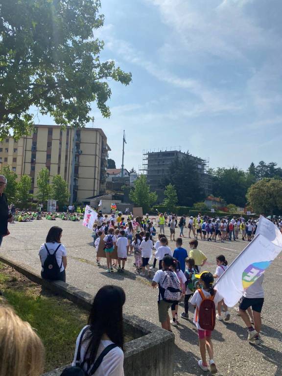 la marcia della pace degli studenti di Solbiate Arno