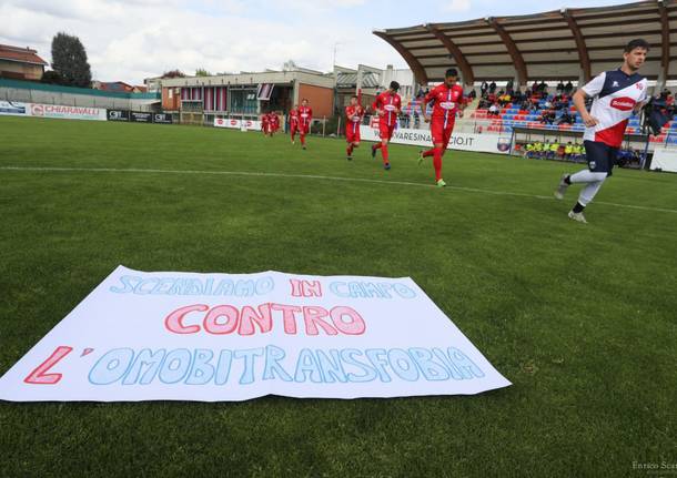 La squadre sportive di Varese contro l'omofobia