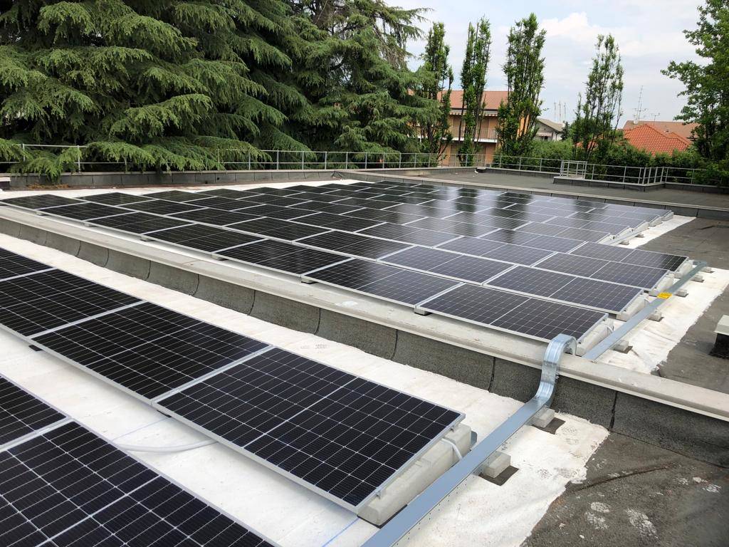 Nuovo impianto fotovoltaico sul tetto della Scuola Media “Elsa Morante” di Garbagnate Milanese