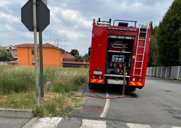 palo della luce in fiamme a Magenta