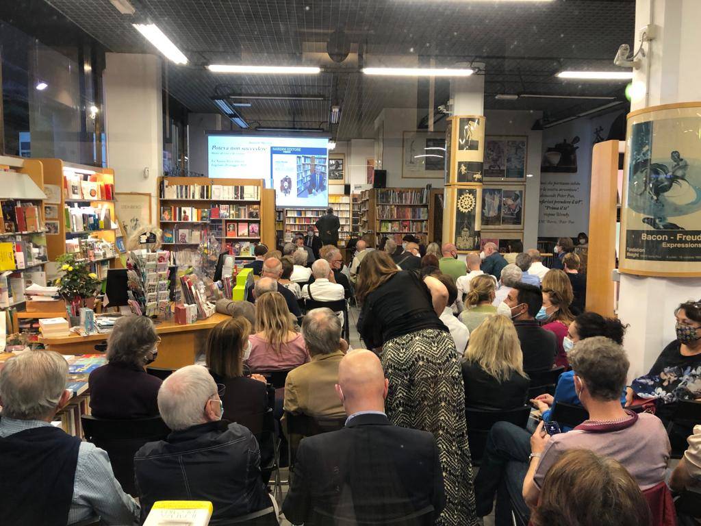 Presentazione del libro "Poteva non succedere" del prof Mazzone