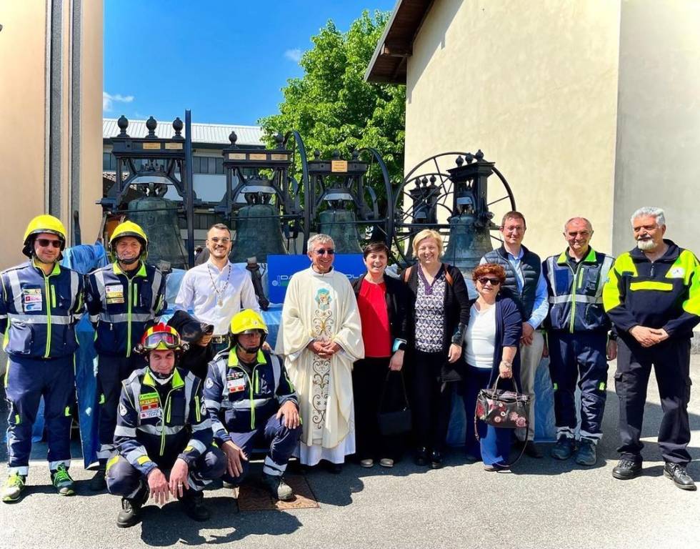 Santuario della Madonna in Campagna a Dairago - Benedizione campane e mostra-mercato