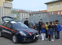 Scolaresche in visita alla Caserma dei Carabinieri di Busto Arsizio