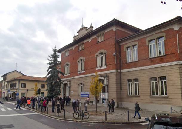 scuola manzoni busto arsizio