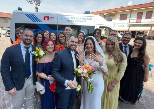 Sposi Stefano e Valentina Croce Bianca