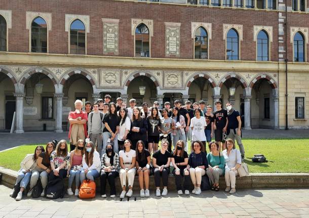 studenti del dell'acqua di legnano diventano consiglieri comunali per un giorno