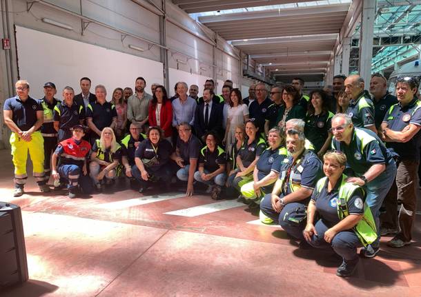 Bertolaso saluta i volontari della Protezione civile a Fontanelle