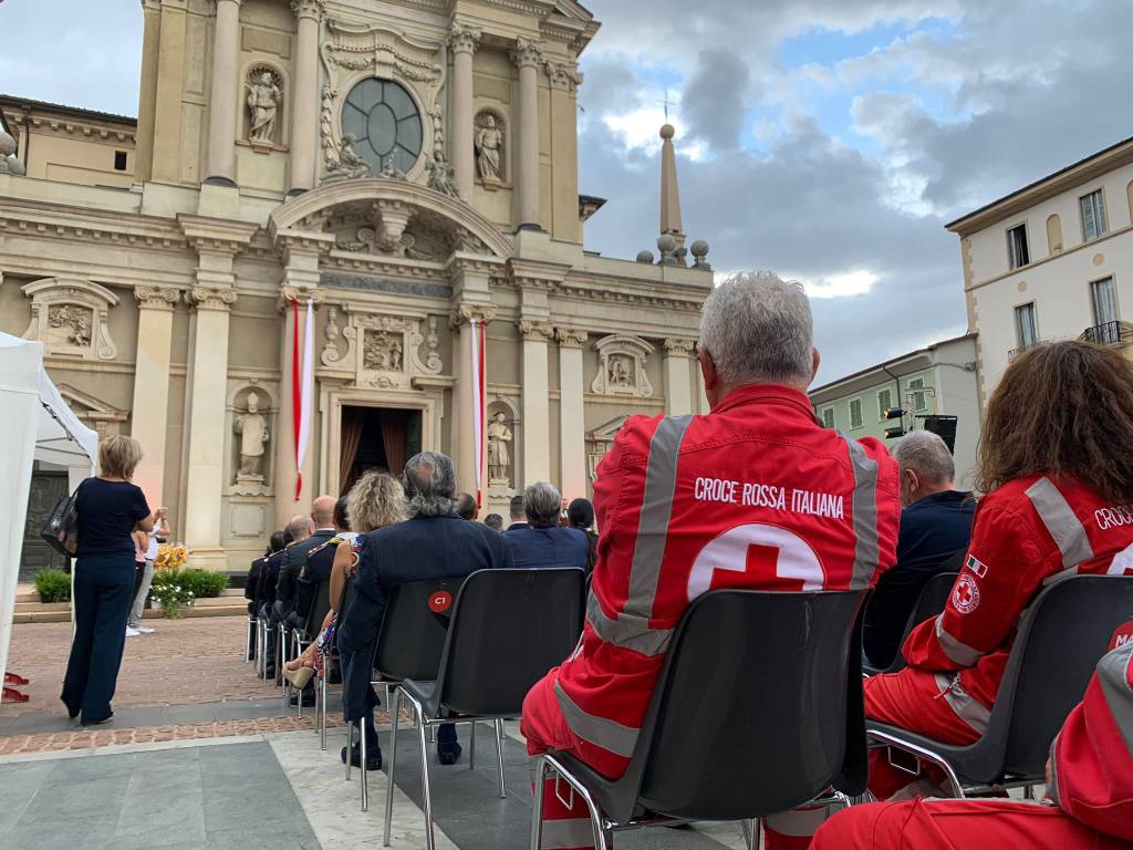 Busto festeggia San Giovanni. Benemerenza civica a Monsignor Severino Pagani