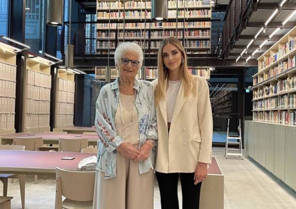 Chiara Ferragni e Liliana Segre al memoriale della Shoah