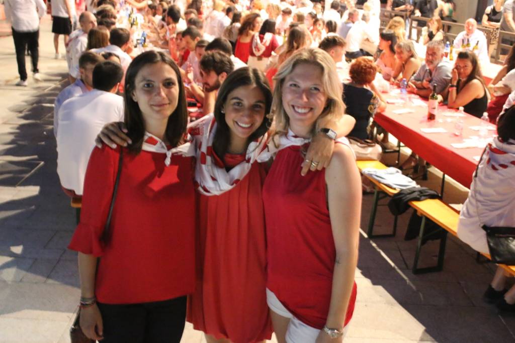 Contrada San Magno in festa per la vittoria al Palio 2022