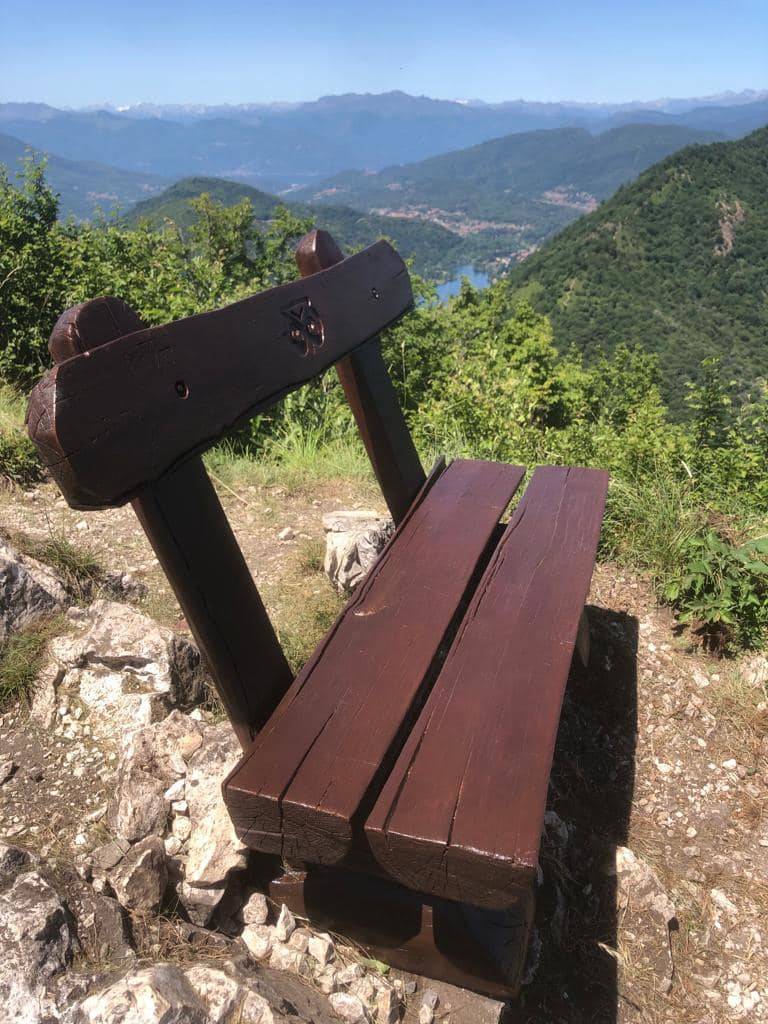 Cuasso al monte - La croce del Poncione rimessa a nuovo dall'associazione On