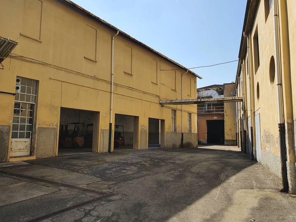 Dentro la ex Manifattura di Legnano