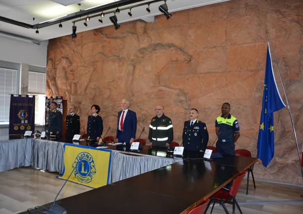 Forze dell'Ordine premiate dal Lions Club Maggiolini di Parabiago