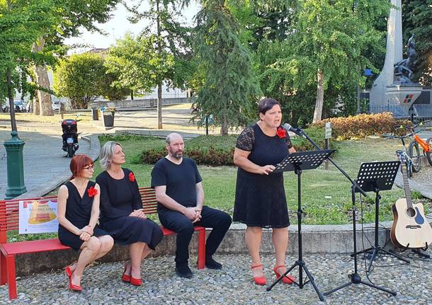 Inaugurazione panchina rossa a Nerviano