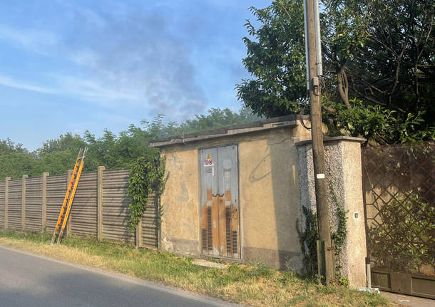 Incendio cabina elettrica Castano Primo