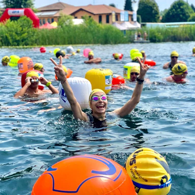 L'Italian open water tour 2022 sul Lago di Monate 