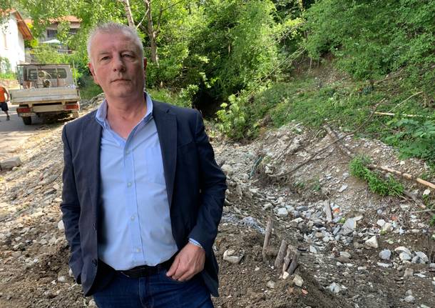 lavori sul torrente valle pozzolo
