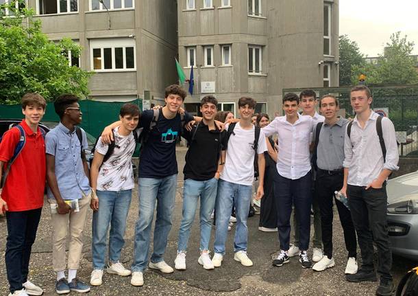 Gli studenti del Ferraris di Varese affrontano la prima prova dell’Esame di Stato 2022