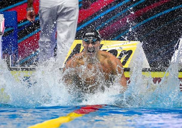 Niccolò Martinenghi campione del mondo nei 100 rana