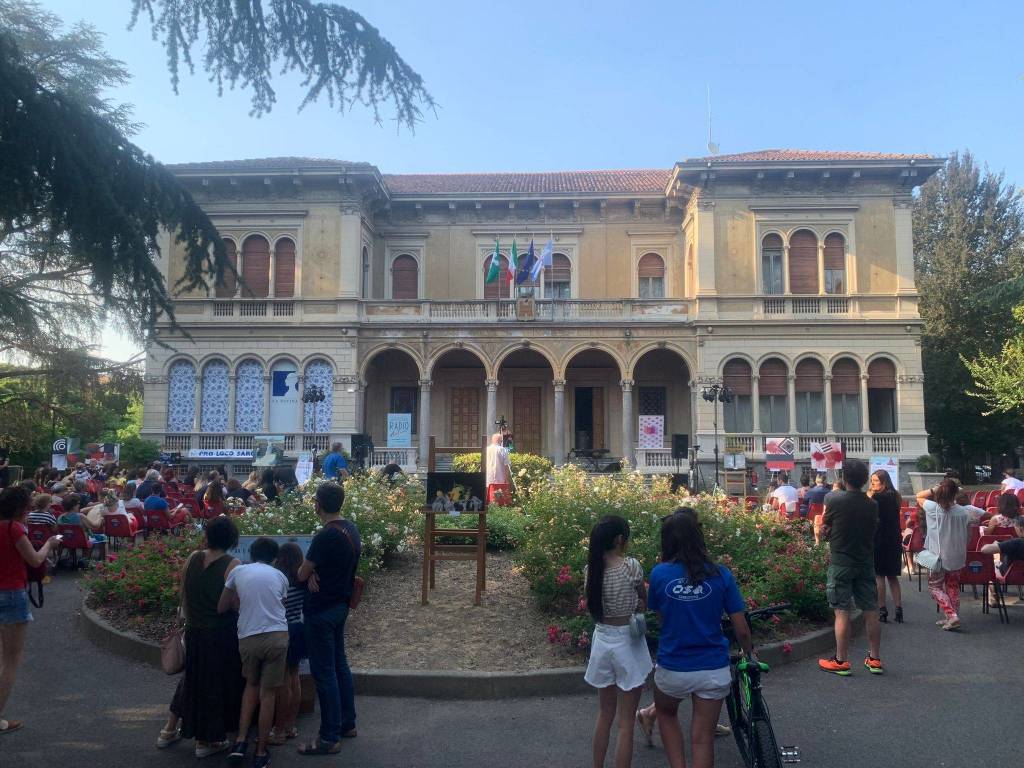Note, arte e danza, la Festa della Musica di Saronno ha illuminato Villa Gianetti 