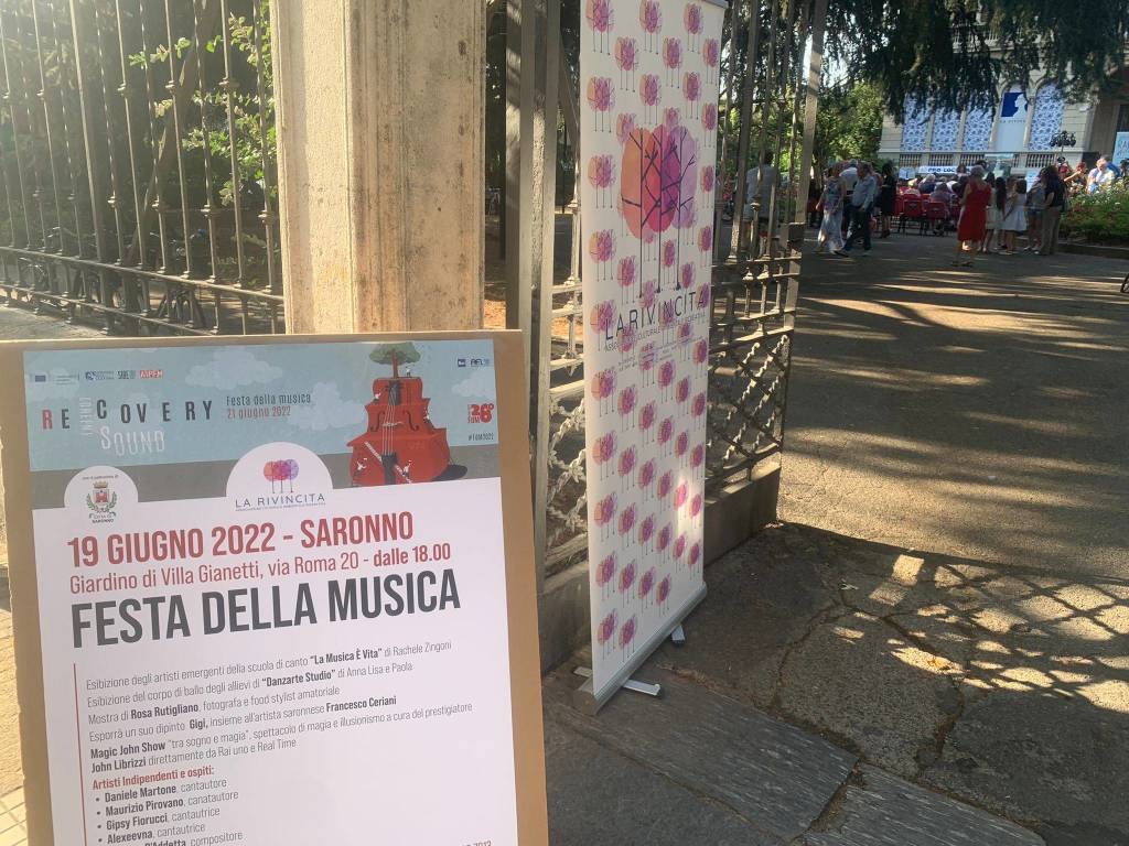 Note, arte e danza, la Festa della Musica di Saronno ha illuminato Villa Gianetti 
