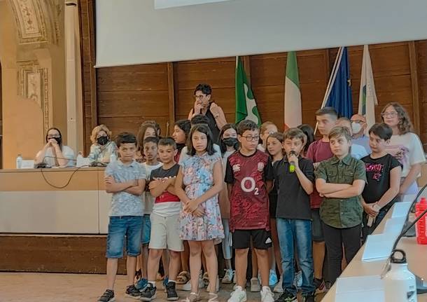 premiazione studenti consiglio comunale nerviano