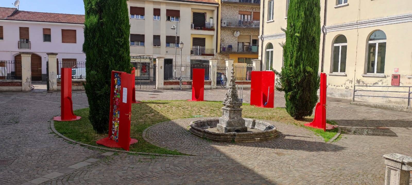 Scuola via novembre Parabiago 