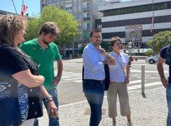 Skater in protesta in Largo Tosi a Legnano 