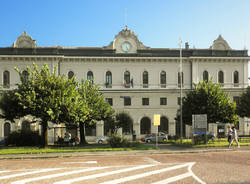 stazione internazionale luino foto Arbalete wikipedia