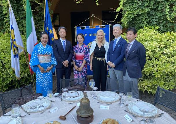 Al Rotary Club “Parchi Alto Milanese” una serata sognando un viaggio nel Paese del Sol Levante