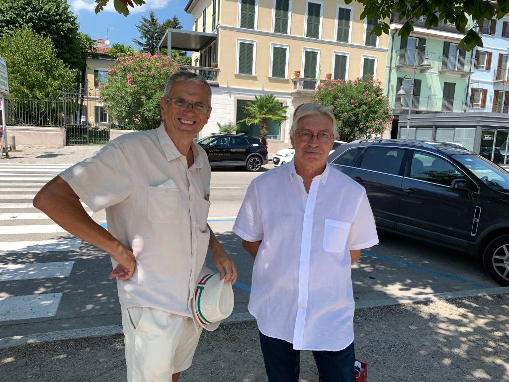 Angera tour 2022 persone
