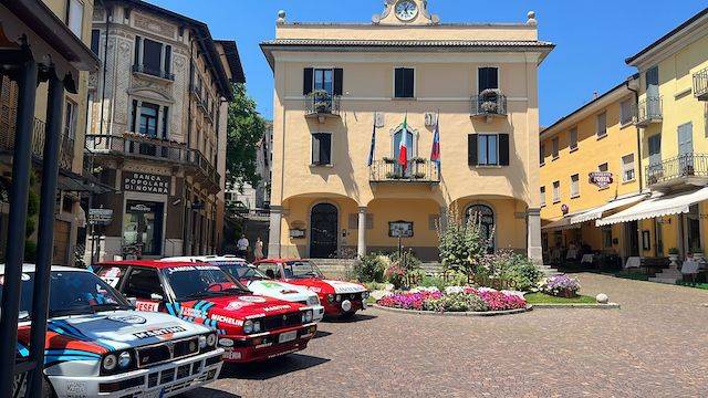 \"Ruote nella storia\" sulle strade della sponda piemontese del Lago Maggiore