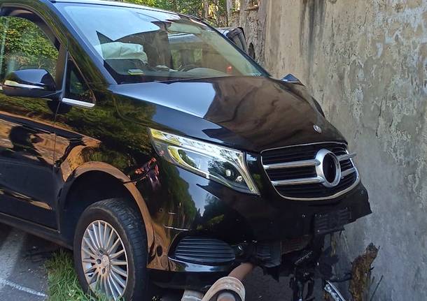 Incidente stradale tra Malnate e Varese