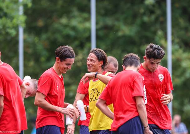 Il primo allenamento della nuova stagione del Varese