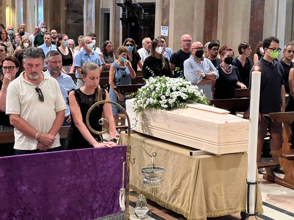 Funerale Annalisa Conti