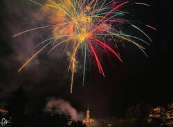 fuochi artificiali viggiù foto del giorno 19 luglio 2022 di paola nicita