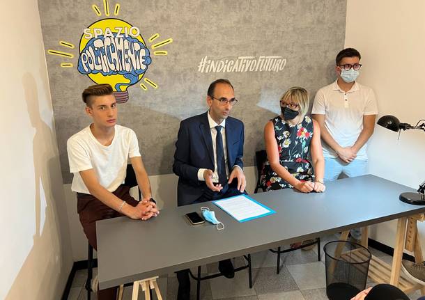 inaugurazione sede politicamente busto arsizio