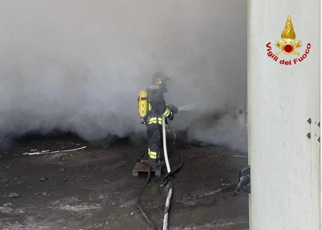 Incendio ditta di Saronno Uboldo