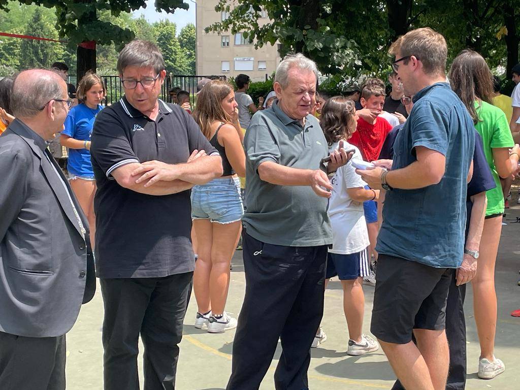L'arcivescovo Delpini in visita agli oratori di Legnano