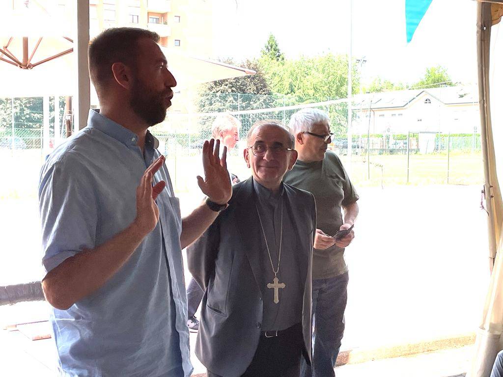 L'arcivescovo Delpini in visita agli oratori di Legnano