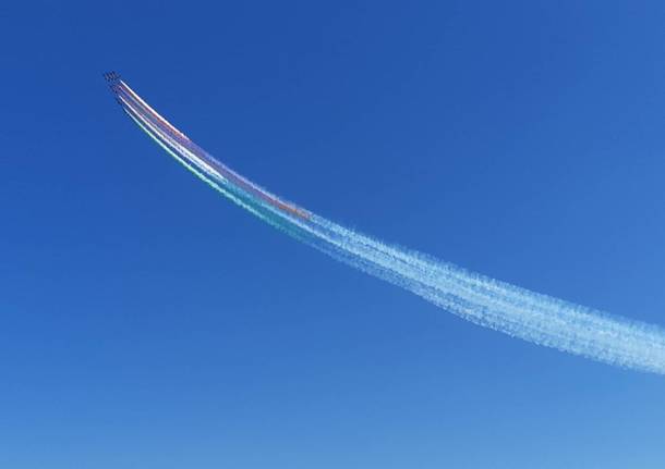 Le Frecce Tricolori da Angera nelle foto di Maggie Magnaghi