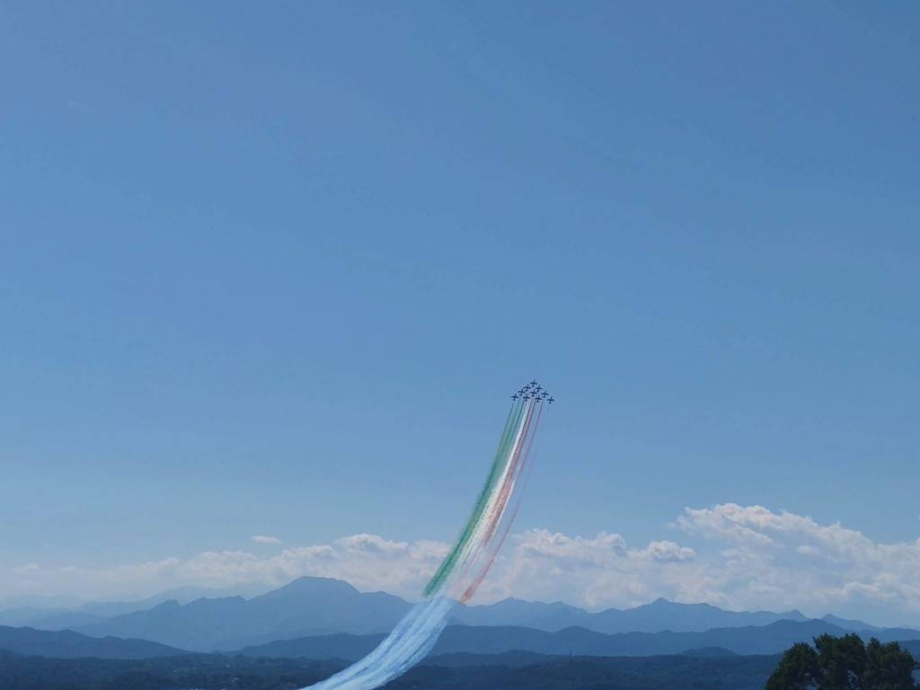 Le Frecce Tricolori fanno sognare il Lago Maggiore