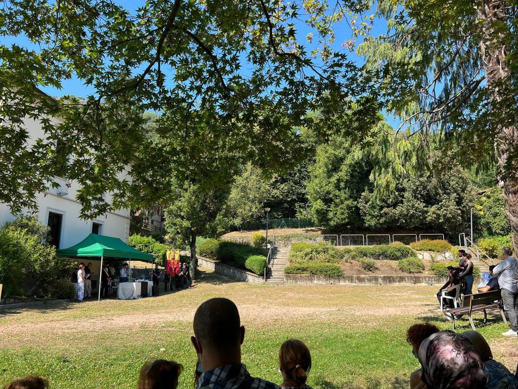Sangiano saluta Ahmad, il 15enne annegato nel Lago Maggiore