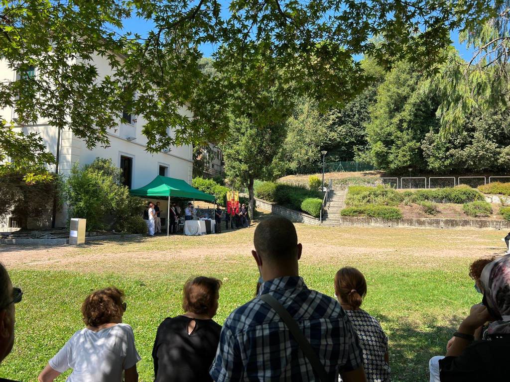 Sangiano saluta Ahmad, il 15enne annegato nel Lago Maggiore